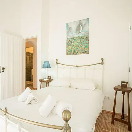 Beautiful Portuguese Quinta Da Alfazema 4 Bedrooms Private Swimming Pool Tennis Court *