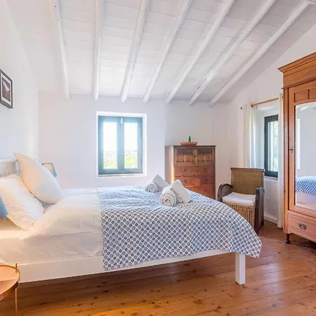 Beautiful Portuguese Quinta Da Alfazema 4 Bedrooms Private Swimming Pool Tennis Court Villa *