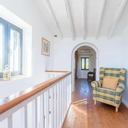 Beautiful Portuguese Quinta Da Alfazema