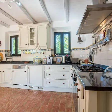 Villa Beautiful Portuguese Quinta Da Alfazema 4 Bedrooms Private Swimming Pool Tennis Court