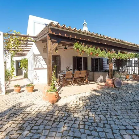 Villa Beautiful Portuguese Quinta